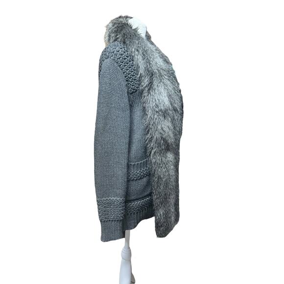 Chunky Cable Knit Y2K Faux Fur Cardigan Sweater Forever 21 Gray XS Whimsigoth - Picture 3 of 9